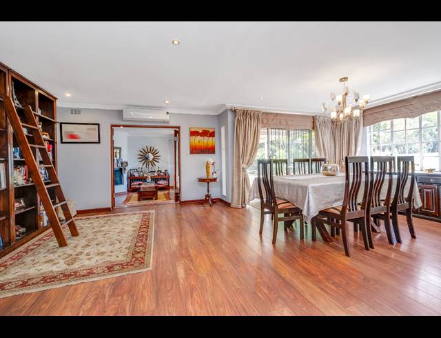 4 BEDROOM HOUSE FOR SALE IN LONEHILL